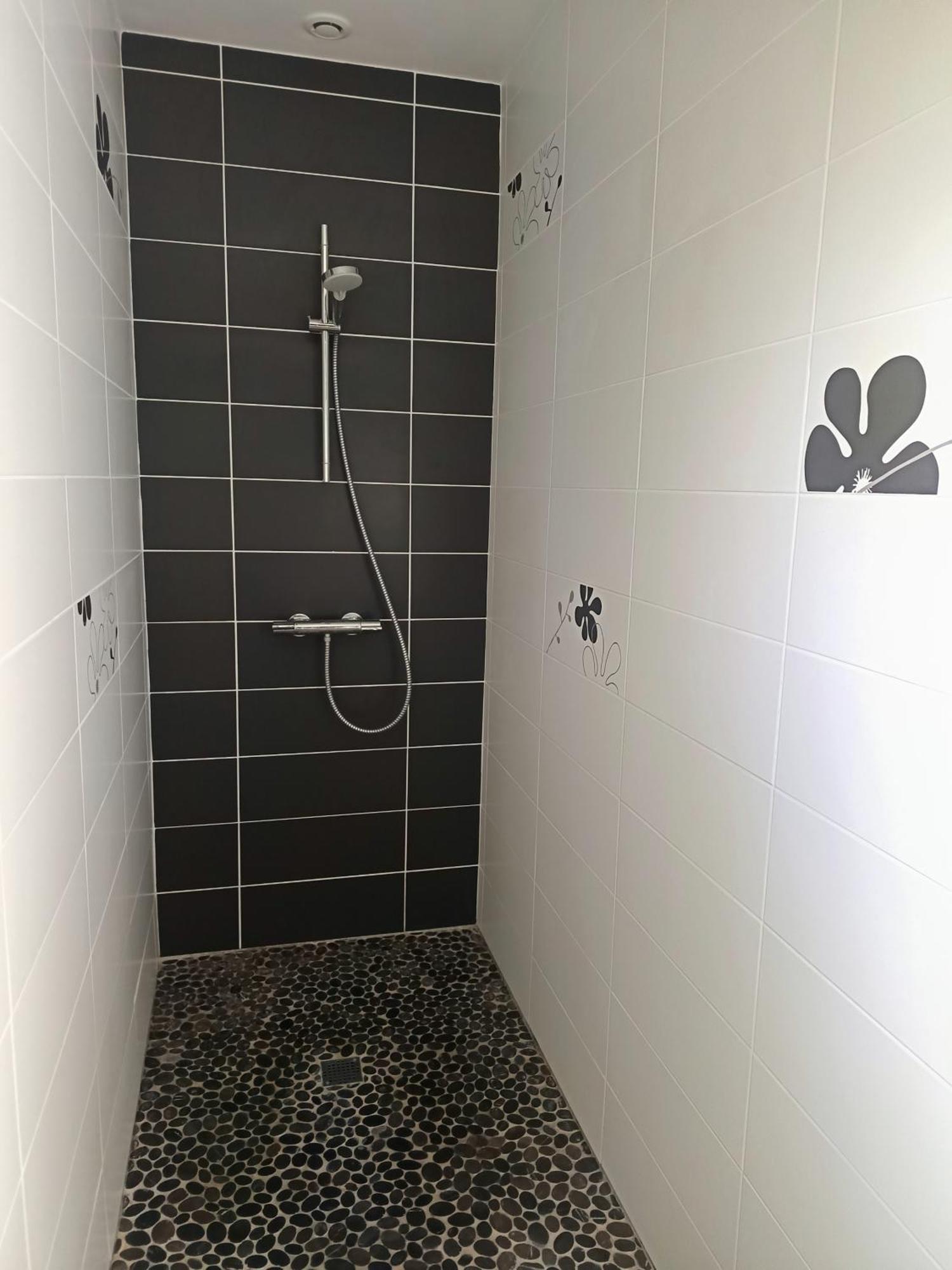 La Petite Chambre Du Lac 카르카손 외부 사진